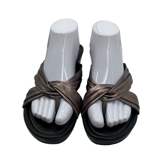 Cole Haan Bronze Metallic Criss Cross Strap Thong Wedge Sandals Size 11 Women’s - Picture 3 of 10